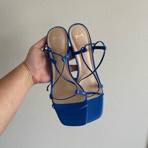 NEW Marc Fisher Blue Strappy Sandals Size 8.5